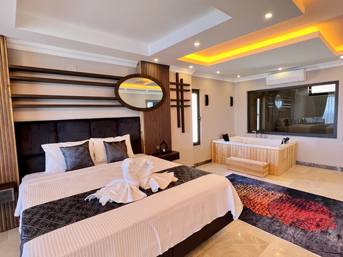  gece  -  Kasım
  | Kalkan Kördere’de Sonsuz Deniz Manzaralı, Isıtmalı Havuzlu Lüks Villa